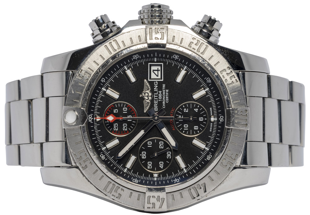 Breitling Avenger II Chronograph 43, Sort, Stål